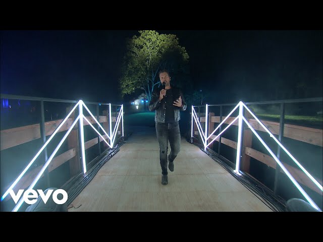 Luke Bryan - What She Wants Tonight (Live From The CMT Awards / 2020)
